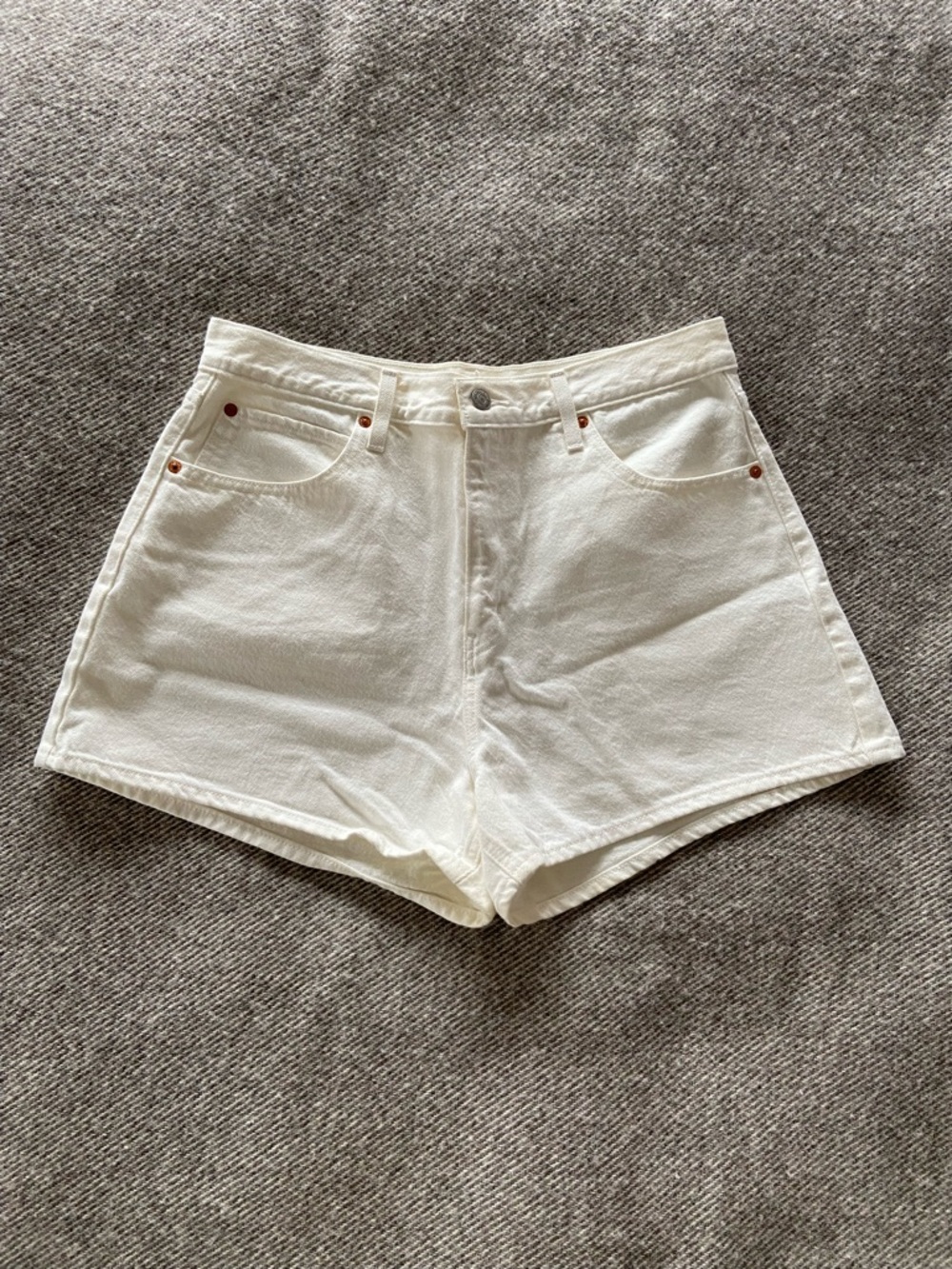 Levi’s white denim high-waisted shorts, 3” inseam, size 31